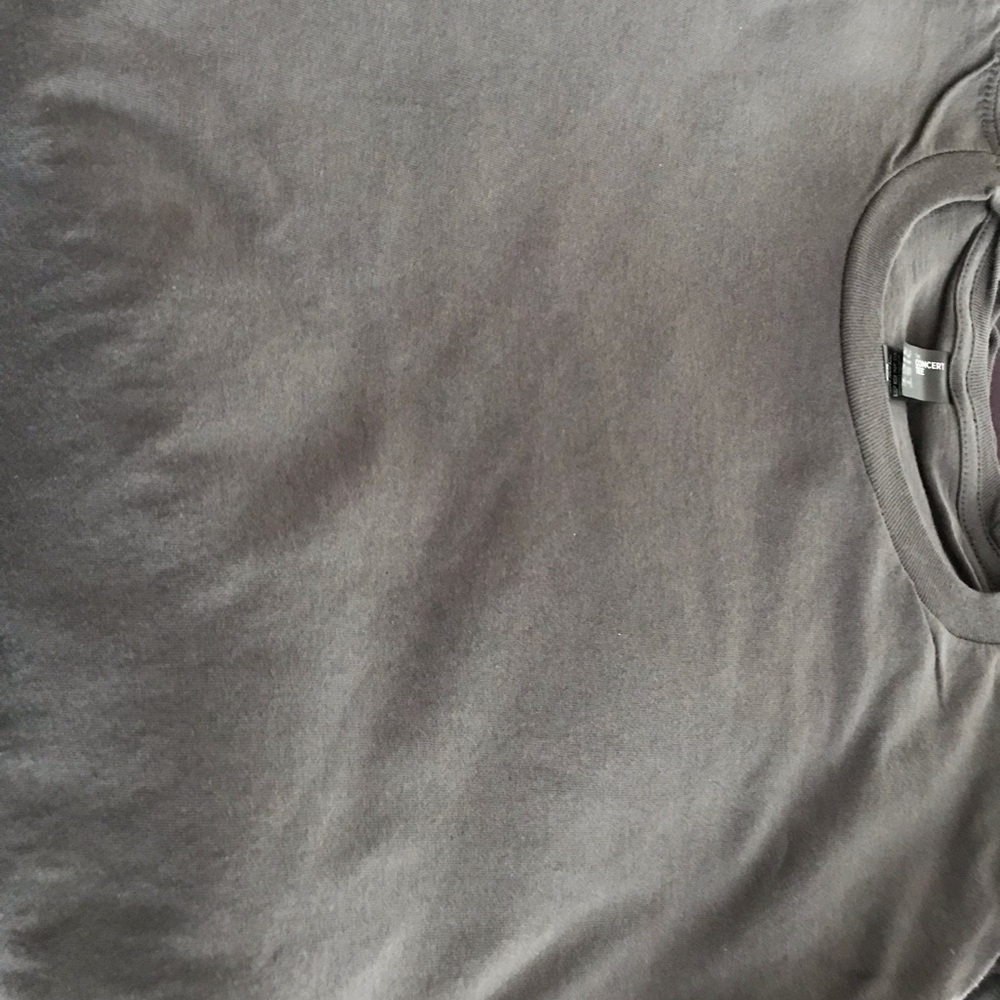 Men gray T-shirt’s